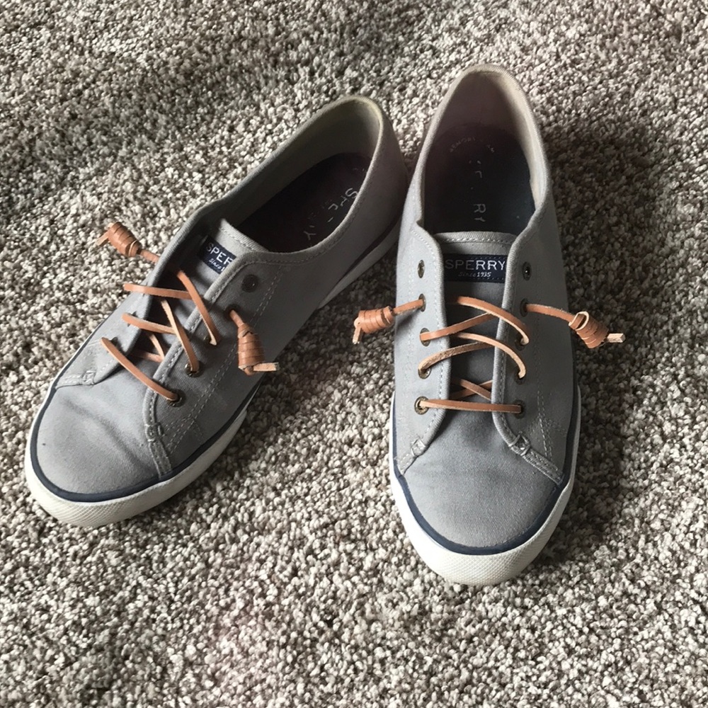 Sperry women’s pier view sneakers- gray